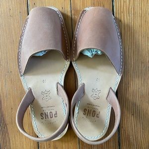 Pons Avarca Classic Sandals Size 10 Brown Leather